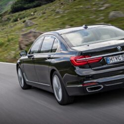 2019 BMW 7 Series Side High Resolution Wallpapers