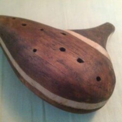 How to Make a Wooden Ocarina: 12 Steps