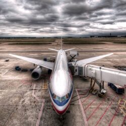 Image Aviation Airplane Passenger Airplanes Boeing 777 HDR Clouds