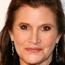 Carrie Fisher really looks like Caitlyn Jenner : pics