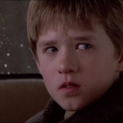 The Sixth Sense’ Surprise Ending Is Obvious If You Pay Attention To