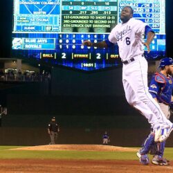ALCS 2015: Cain’s dash helps Royals clinch title, again
