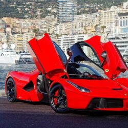 Awesome 42 Laferrari Wallpapers