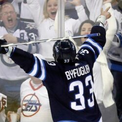 NBC Sports on Twitter: Jets’ Dustin Byfuglien will be a thorn in