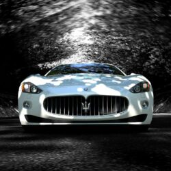 210 Maserati Wallpapers