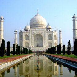 50 Photos of Taj Mahal in India, The Most Romantic Place in the