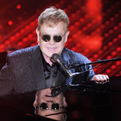 Elton John Wallpapers Image Photos Pictures Backgrounds