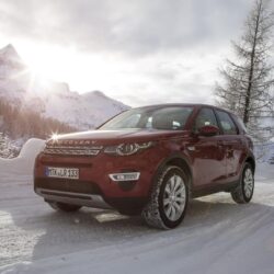 2015 Land Rover Discovery Sport HD Wallpapers: All the Right Moves