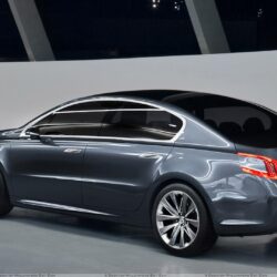 Side Pose Of 5 by Peugeot In Grey Wallpapers