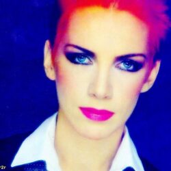 Annie Lennox S.D. Style Wallpapers [ by Kakar2r ]…