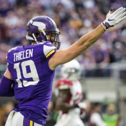 Minnesota Vikings reach deal to keep Adam Thielen