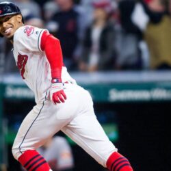 Francisco Lindor homers using teammate’s bat – The Sports News