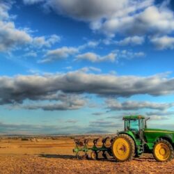 Pix For > Tractor Wallpapers