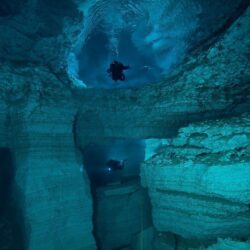 Download Beautiful Nature Cave Diving Wallpapers