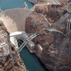 Building of Hoover Dam begins