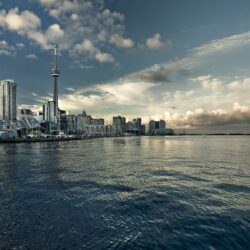 Daily Wallpaper: Toronto Skyline