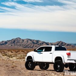 Toyota Tundra 2014 Lifted Wallpapers