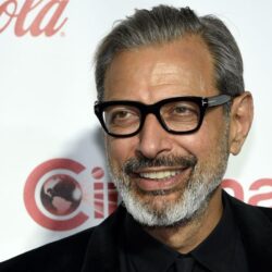 Jeff Goldblum can’t say no to dinosaurs, will appear in Jurassic