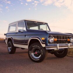 Ford Bronco 1966 photo and video review, price