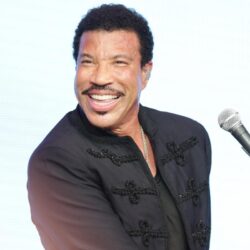 Lionel Richie: ‘I’ve never made love to my own music’