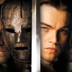 Download Movie The Man in the Iron Mask Leonardo Dicaprio Jeremy