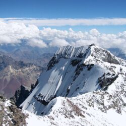 El Aconcagua es una montaña ubicada íntegramente en la provincia de