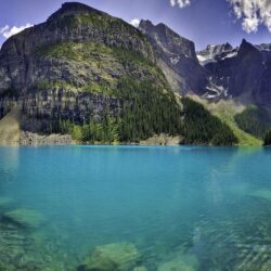 Beautiful Moraine Lake in Banff National Park, Alberta, Canada ❤ 4K