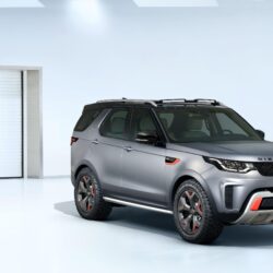 2019 Land Rover Discovery SVX Wallpapers