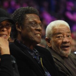 Elgin Baylor to be immortalized outside STAPLES Center with statue