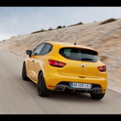 2013 Renault Clio RS 200 EDC Side Static wallpapers