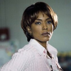 HQ Wallpapers: Angela Bassett Pictures