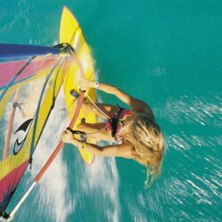 windsurfing