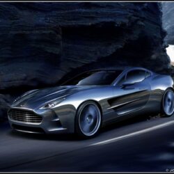 7 Cool Aston Martin One 77 Backgrounds