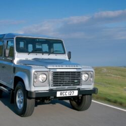 Land Rover Defender Wallpapers HD Download