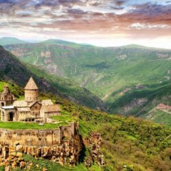 HOW TO GET TO ARMENIA, WHERE TO STAY, WHAT TO SEE