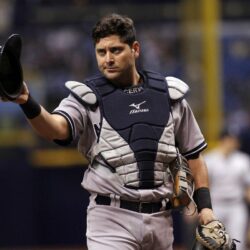 Yankees trade catcher Francisco Cervelli to the Pirates for Justin