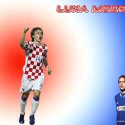 luka modric wallpaper gallery?m=1293787413