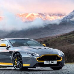 2017 Aston Martin V12 Vantage S Wallpapers & HD Image