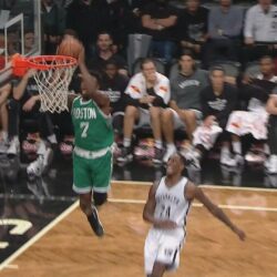 Celtics Rewind: Jaylen Brown with an alley