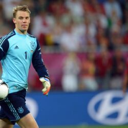The football player of Bayern Manuel Neuer wallpapers and image