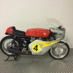 HONDA RC 181 500cc Mike Hailwood Replica 1967