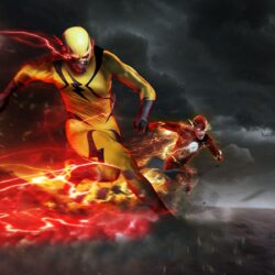 32+ Barry Allen the Flash wallpapers HD free Download