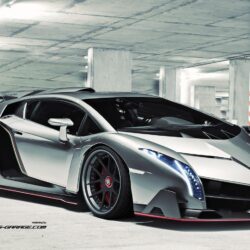 Lamborghini Veneno Chrome