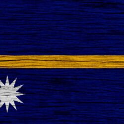Download wallpapers Flag of Nauru, 4k, Oceania, wooden texture