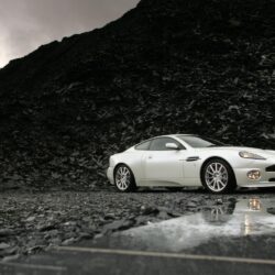 Aston Martin Vanquish Wallpapers, Pictures, Image