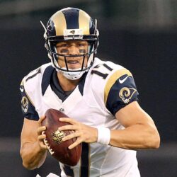 Rams bench Nick Foles, will start Case Keenum at QB against Ravens