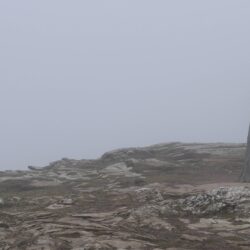 ] King Arthur Statue in Mist : wallpapers
