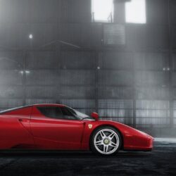 44 Desktop Image of Ferrari Enzo