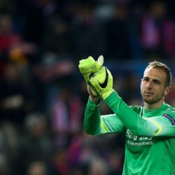 Jan Oblak signs contract extension including £77.5m release clause