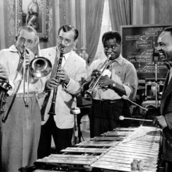 LOUIS ARMSTRONG dixieland jazz swing traditional